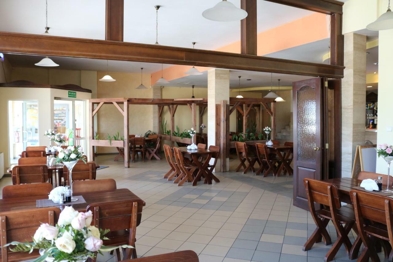Hotel Dyminy Kielce Dış mekan fotoğraf