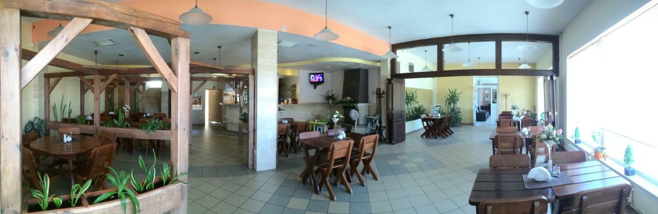 Hotel Dyminy Kielce Dış mekan fotoğraf