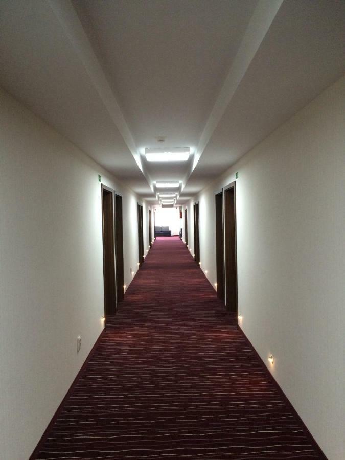 Hotel Dyminy Kielce Dış mekan fotoğraf