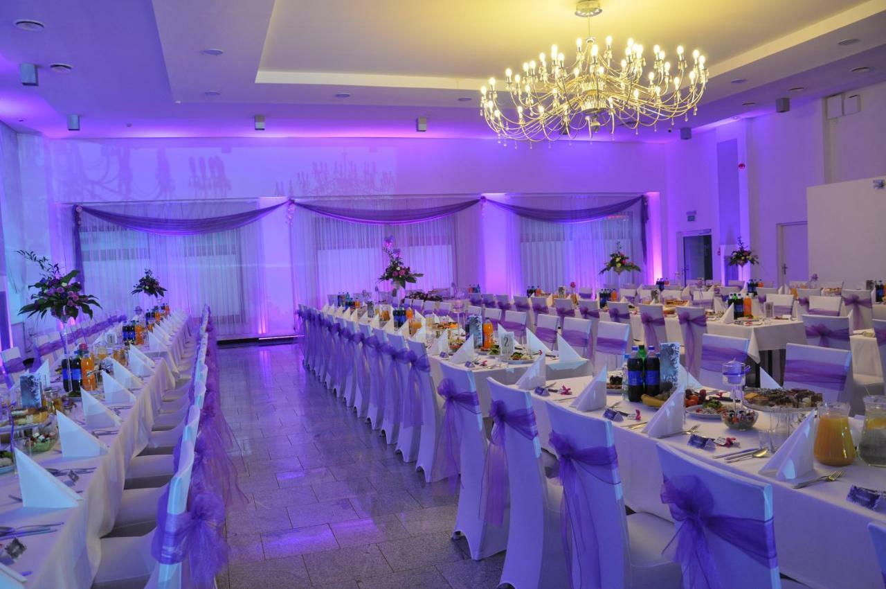 Hotel Dyminy Kielce Dış mekan fotoğraf